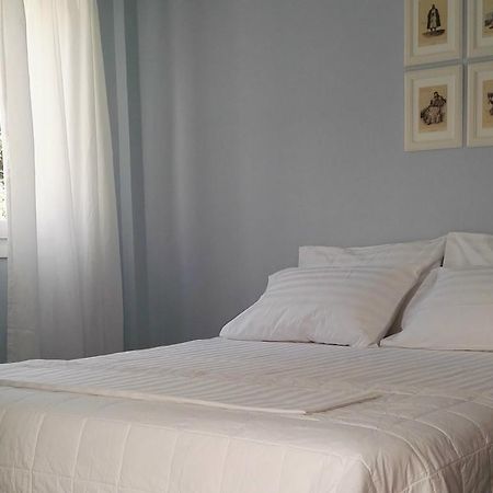 Paris Spacious Beach Apartment ลูตรากี ภายนอก รูปภาพ