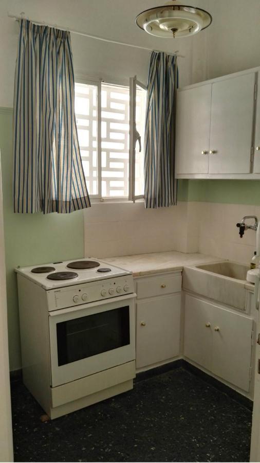 Paris Spacious Beach Apartment ลูตรากี ภายนอก รูปภาพ