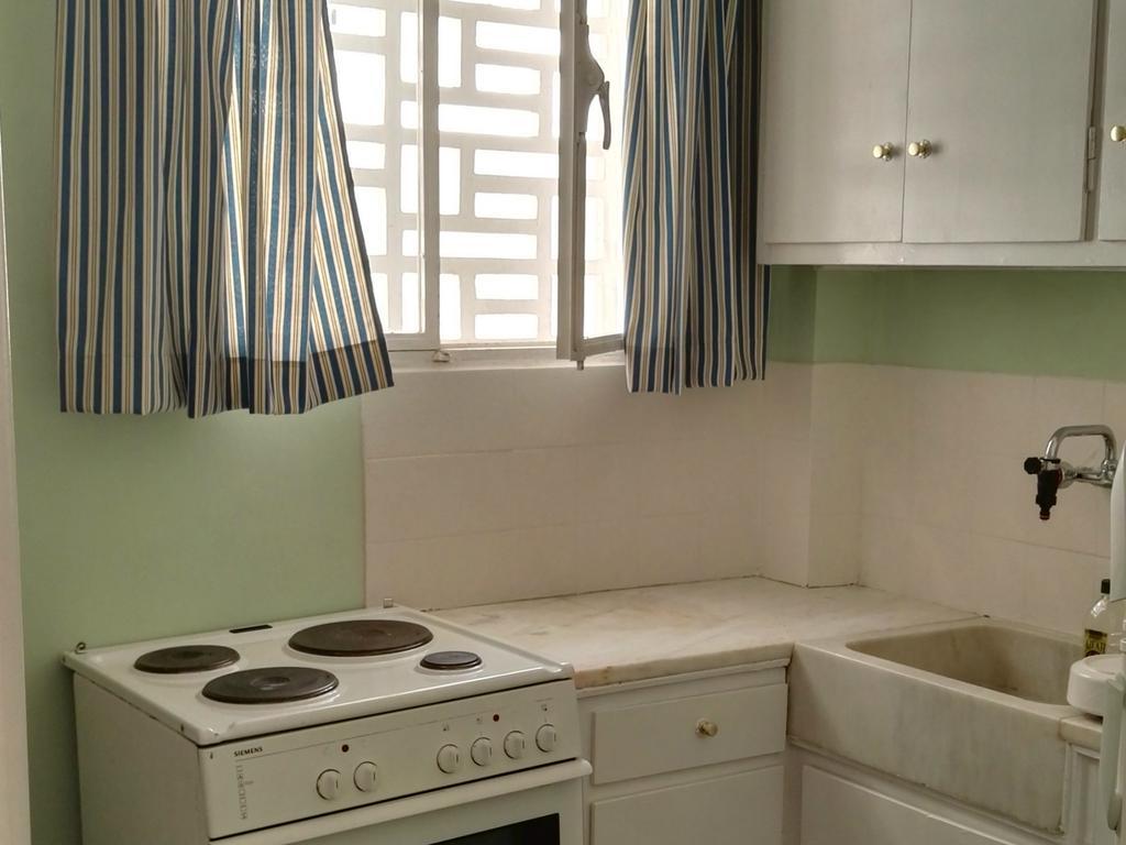Paris Spacious Beach Apartment ลูตรากี ภายนอก รูปภาพ