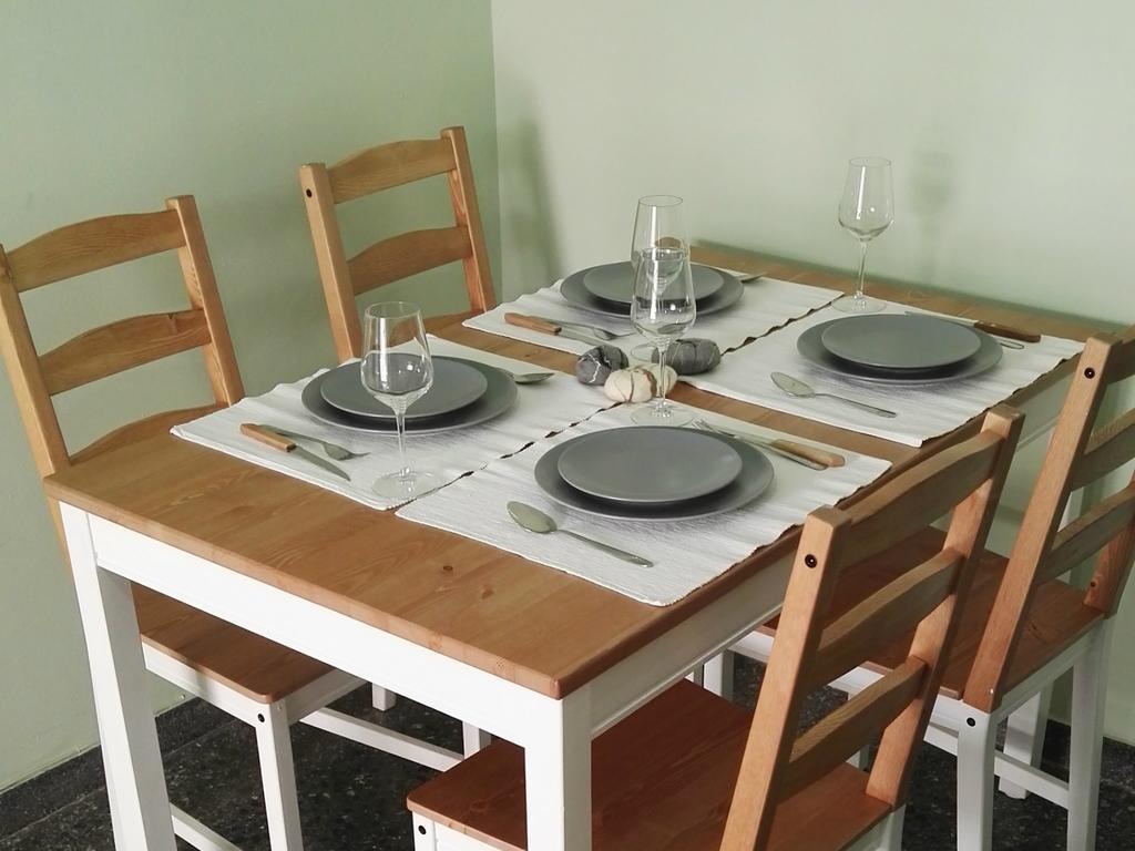 Paris Spacious Beach Apartment ลูตรากี ภายนอก รูปภาพ